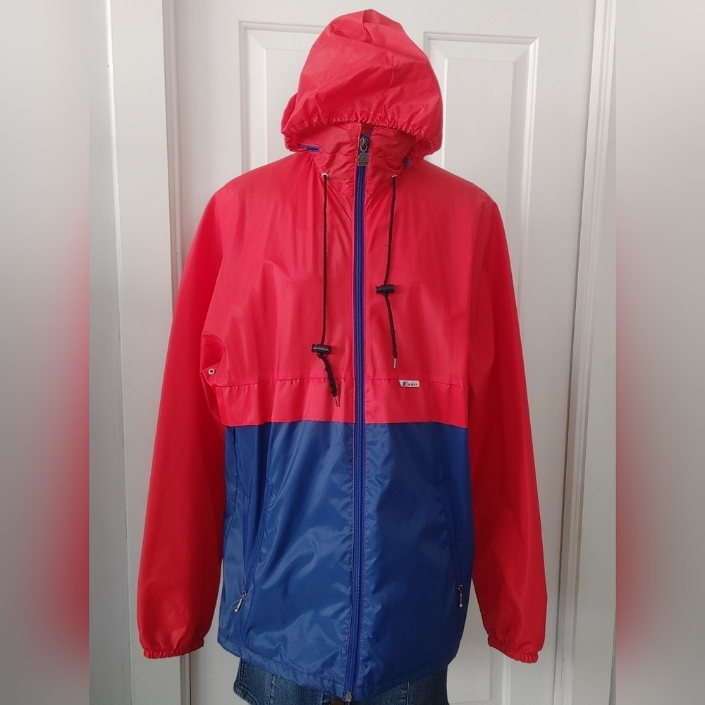 Women's Vintage K-way Rain Jacket | Excellent Condition | Size 8